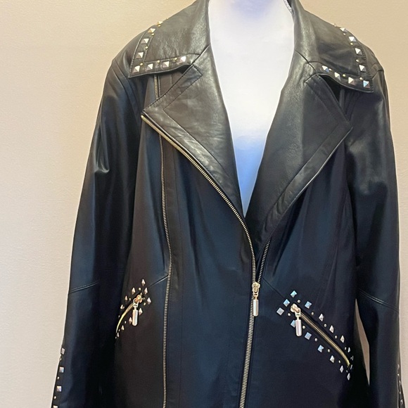 #178 NWOT, Original by Sharif Black Studded Leather Jacket. Size 1X - Picture 2 of 15